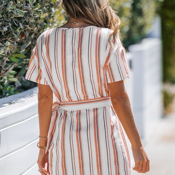 NWT CUPSHE dress - Picture 2 of 2